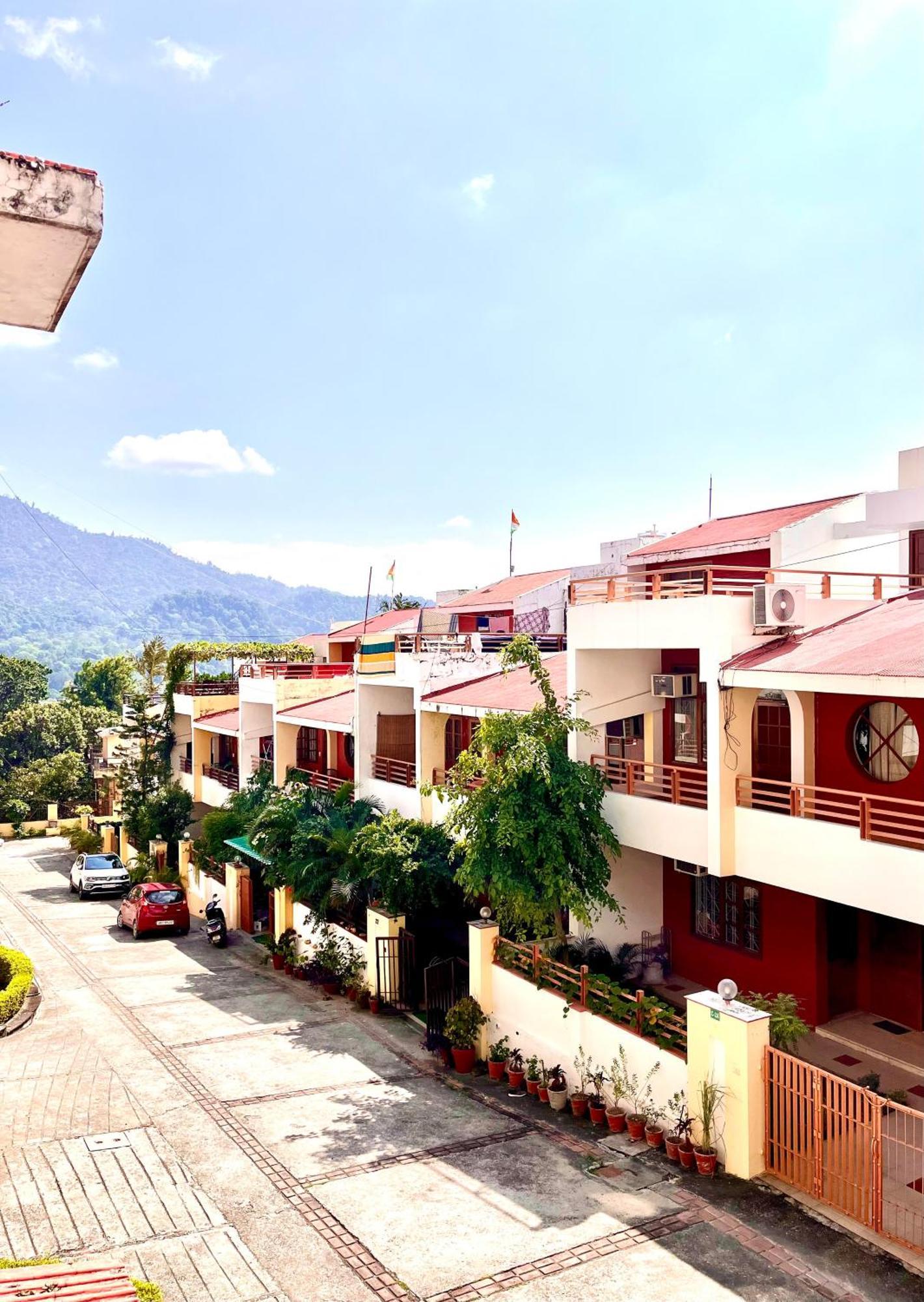 Ganga Vatika Boutique Hotel, Rishīkesh Dış mekan fotoğraf